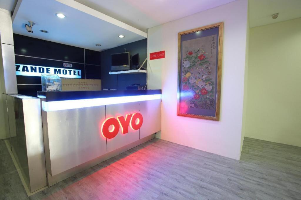 Oyo 822 Zande Motel Kuala Selangor Exterior foto